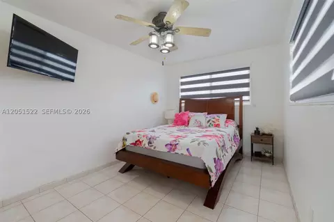 Bedroom - 6320 E 4th Ave, Hialeah, FL 33013 photo 3 of 4