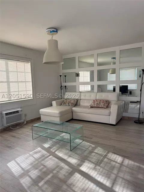 7800 Byron Ave, Miami Beach, FL 33141