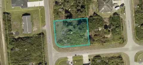 141-143 S Harry Ave, Lehigh Acres, FL 33973