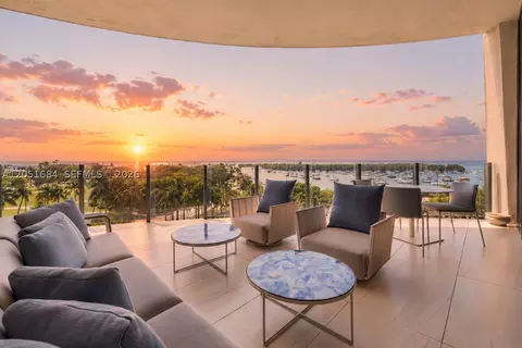 2811 S Bayshore Dr #6A, Miami, FL 33133