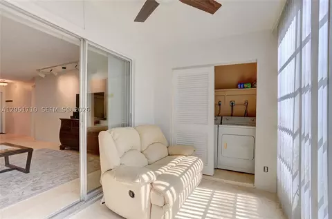 2212 NE 1st Way #101, Boynton Beach, FL 33435