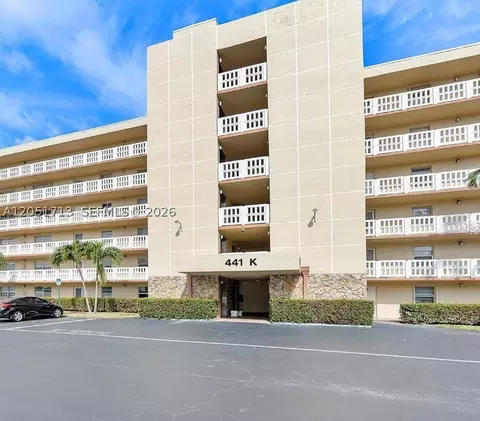 441 SE 3rd St #505, Dania Beach, FL 33004