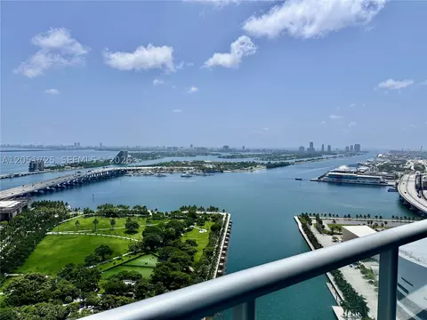 888 Biscayne Blvd #3611, Miami, FL 33132