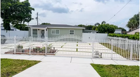 3251 NW 177th Ter, Miami Gardens, FL 33056