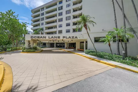 170 Ocean Lane Dr #305, Key Biscayne, FL 33149