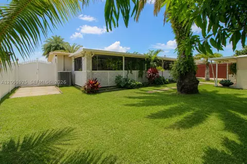Exterior - 5865 W 13 Ave, Hialeah, FL 33012 photo 1 of 4