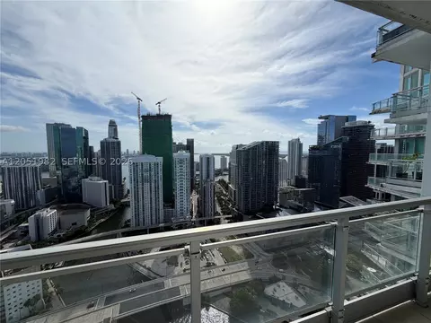 92 SW 3rd St #5012, Miami, FL 33130