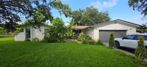 Undisclosed, Davie, FL 33325