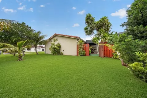 Exterior - Undisclosed, Hialeah, FL 33015 photo 1 of 3