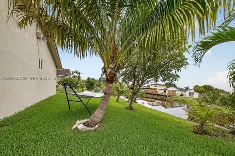 Exterior - Undisclosed, Hialeah, FL 33015 photo 2 of 3