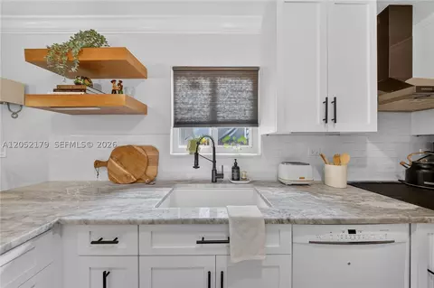 Kitchen - Undisclosed, Hialeah, FL 33015 photo 2 of 3