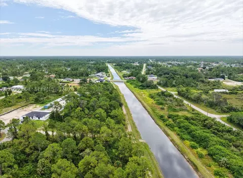 2814 Ida Ave N, Lehigh Acres, FL 33971