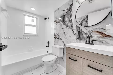 8720 N Sherman Cir #101, Miramar, FL 33025