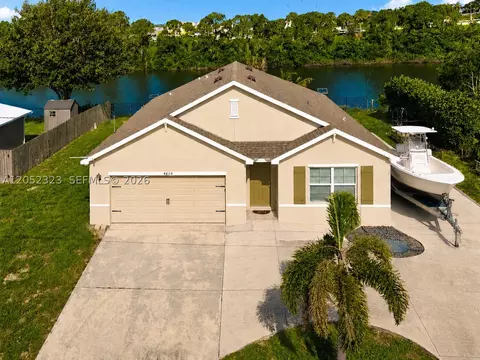 4650 SW Babylon St, Port Saint Lucie, FL 34953