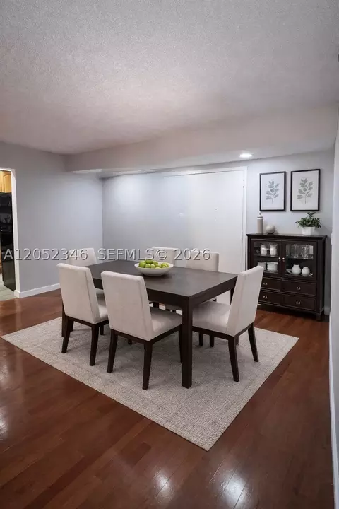 911 E Ponce De Leon Blvd #403, Coral Gables, FL 33134