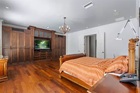 Bedroom - 6201 Chapman Field Dr, Pinecrest, FL 33156 photo 1 of 5