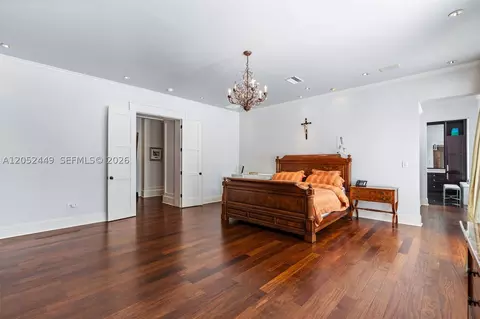 Bedroom - 6201 Chapman Field Dr, Pinecrest, FL 33156 photo 2 of 5