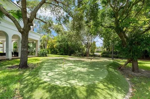 Exterior - 6201 Chapman Field Dr, Pinecrest, FL 33156 photo 6 of 14