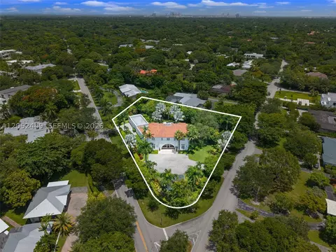 View/Area - 6201 Chapman Field Dr, Pinecrest, FL 33156 photo 8 of 8