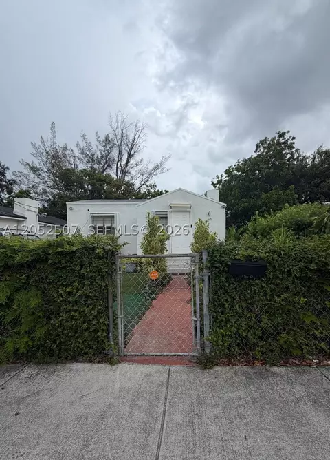 1176 NW 58th Ter, Miami, FL 33127
