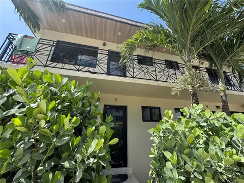 730 14th Pl, Miami Beach, FL 33139