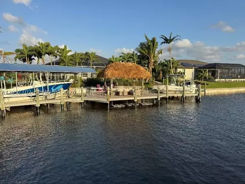 1638 NW 38 Th Pl, Cape Coral, FL 33993