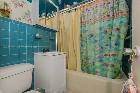Bath - 225 E 43rd St, Hialeah, FL 33013 photo 1 of 2
