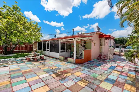 Exterior - 225 E 43rd St, Hialeah, FL 33013 photo 8 of 8