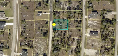 1061 S Portland Ave, Lehigh Acres, FL 33974