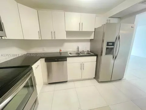 13155 Ixora Ct #201, North Miami, FL 33181