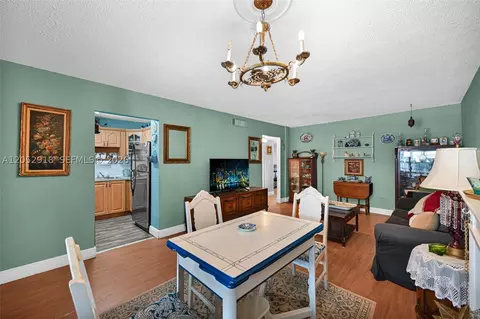 Dining - 1335 W 68th St #204, Hialeah, FL 33014 photo 2 of 2