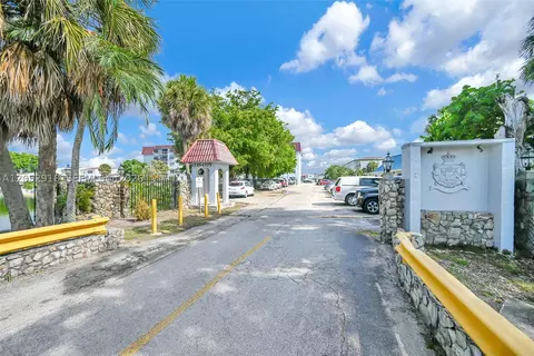 Other - 1335 W 68th St #204, Hialeah, FL 33014 photo 6 of 12