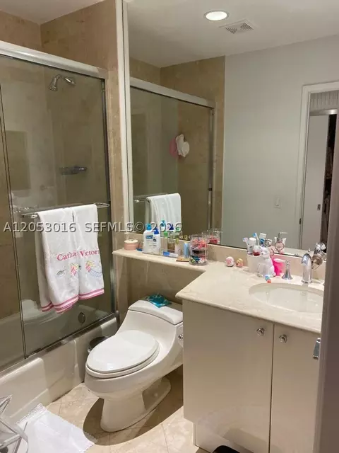 Undisclosed, Key Biscayne, FL 33149 photo 22