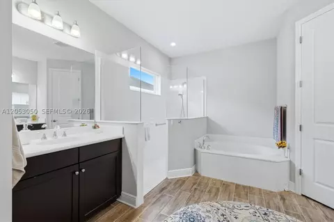 Other - 1109 Thornbury Dr, Parrish, FL 34219 photo 3 of 18