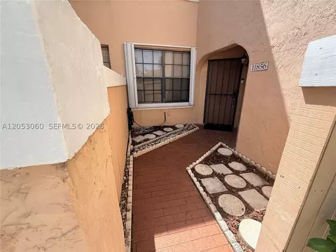 11856 NW 11th St #11856, Pembroke Pines, FL 33026