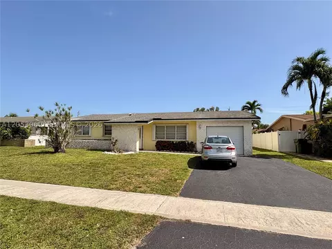 11851 NW 23rd St, Pembroke Pines, FL 33026