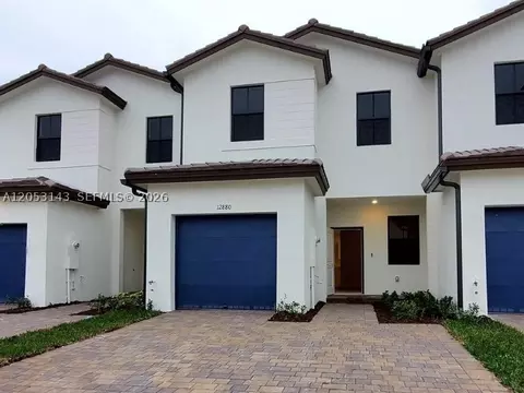 12880 SW 231st St, Miami, FL 33170