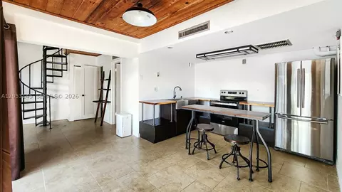 Other - 6439 Lemon Tree Ln, Miami Lakes, FL 33014 photo 3 of 6