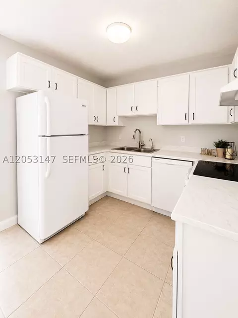 96 SE Norfolk Blvd, Stuart, FL 34997 photo 4