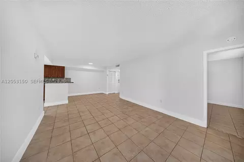 Living - 7195 NW 179th St #109, Hialeah, FL 33015 photo 2 of 7