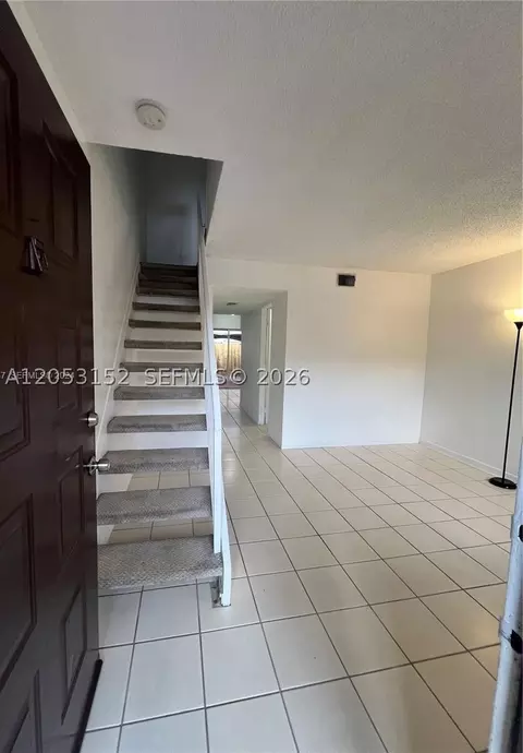 8261 NW 5th Ter #329, Miami, FL 33126