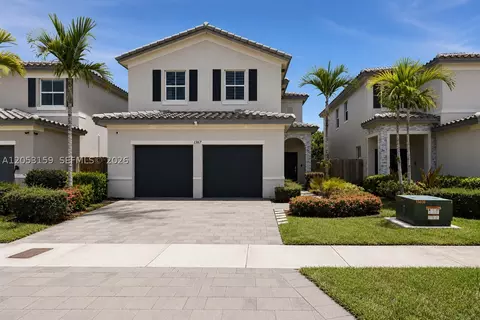 1367 SE 26th Ter, Homestead, FL 33035
