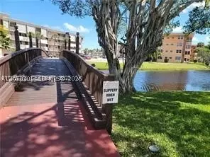 2901 NW 47th Ter #248B, Lauderdale Lakes, FL 33313