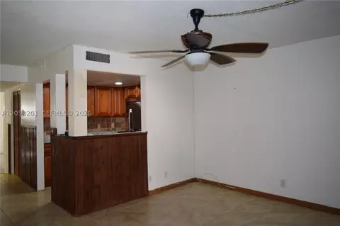 2901 NW 47th Ter #248B, Lauderdale Lakes, FL 33313