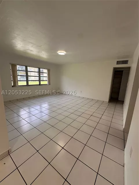 Living - 5325 SW 77th Ct #107F, Miami, FL 33155 photo 1 of 2