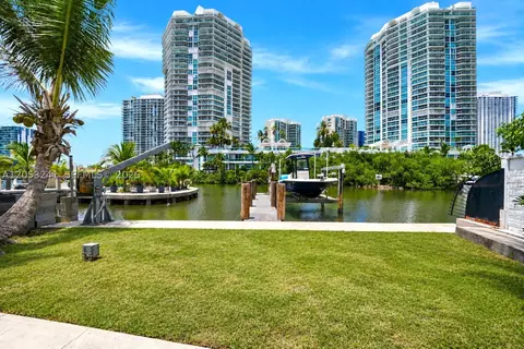 235 Atlantic Ave, Sunny Isles Beach, FL 33160