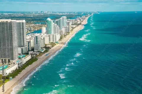 17570 Atlantic Blvd #105, Sunny Isles Beach, FL 33160
