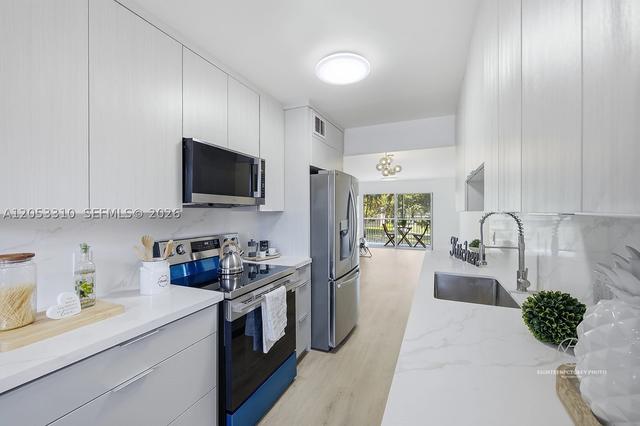 1351 SW 125th Ave #206S, Pembroke Pines, FL 33027