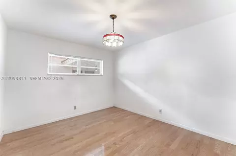 Bedroom - 11950 SW 67 Ct, Pinecrest, FL 33156 photo 4 of 4
