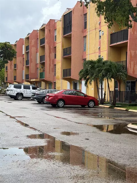 4705 NW 7th St #110-7, Miami, FL 33126